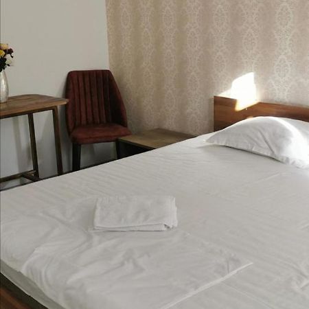 Habibi Aparthotel Pascani Buitenkant foto