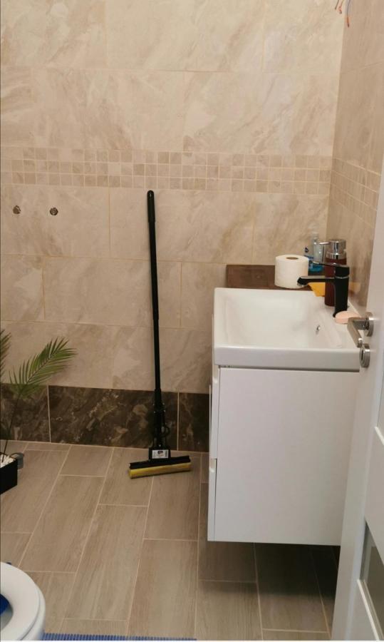 Habibi Aparthotel Pascani Buitenkant foto